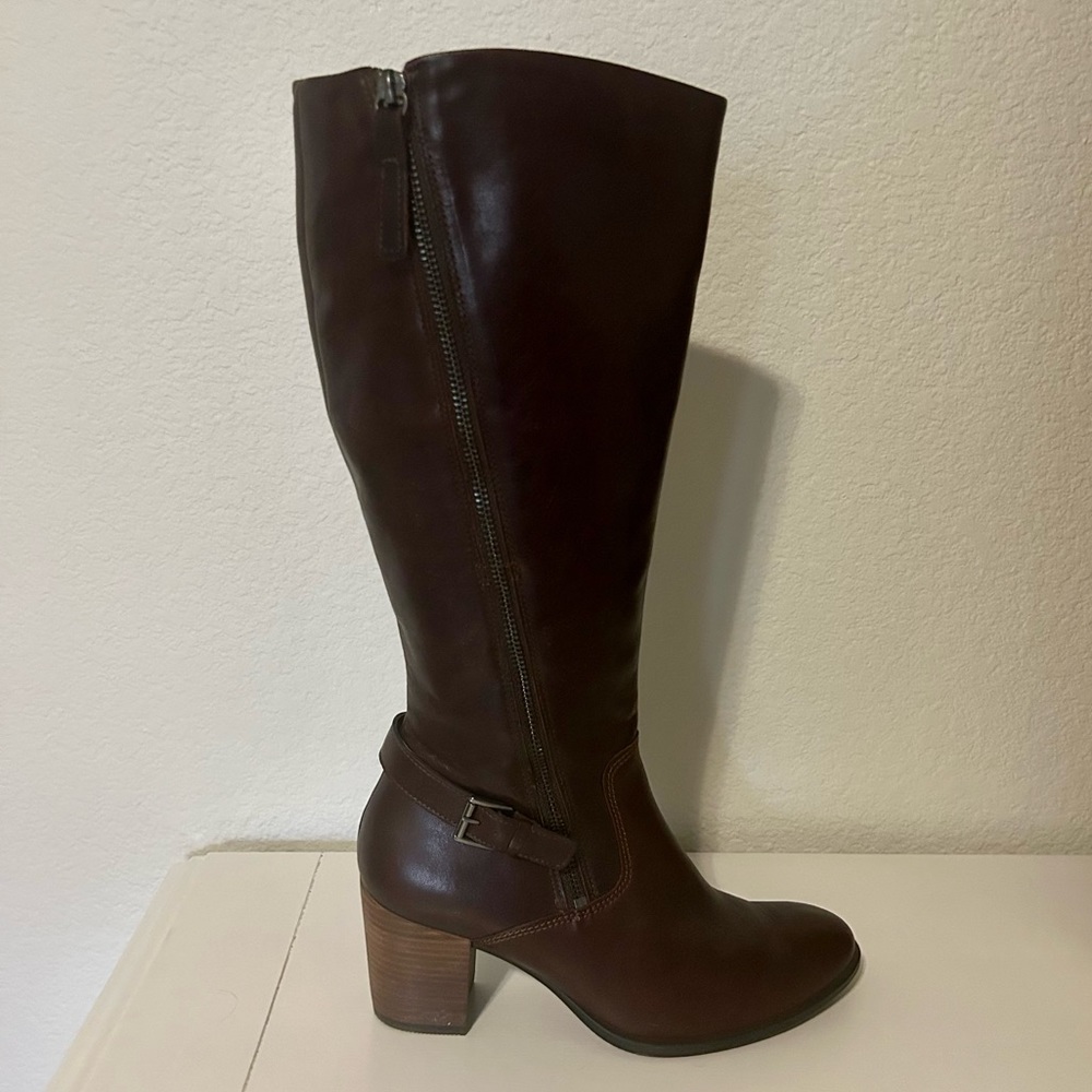ECCO Women Brown Leather Double Zip Boots Sz 38 / 7. Condition is Pre-owned.